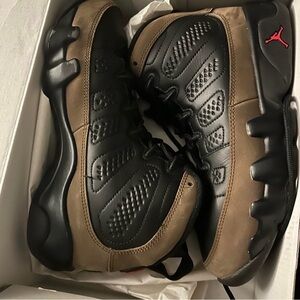 Olive 9’s